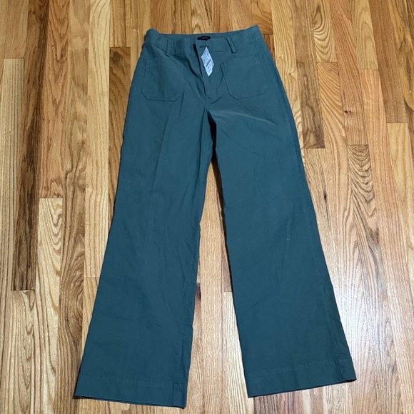 J.Crew Lizzie high-rise patch-pocket wide-leg pant in Pale Spinach - Picture 2 of 5